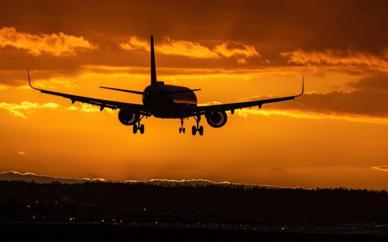 В El avión de pasajeros ruso se salió de la pista