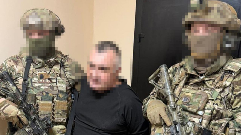 Galan, Deserter & Mdash de 46 años; Sbu 