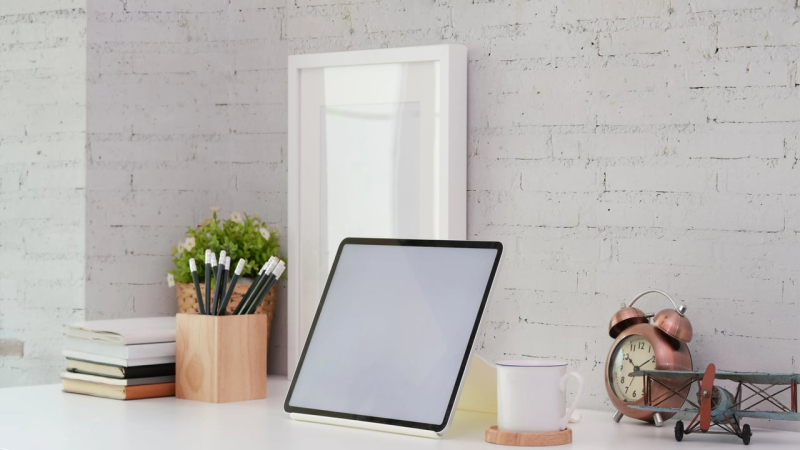 cómo equipar el lugar de trabajo de la casa para la máxima comodidad y el rendimiento