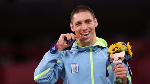 Rosa en el área peligrosa de Lviv: el ganador de la goruna olympiAd, d. El medallista de bronce de los Juegos Olímpicos en Tokio en Karate <strong> Stanislav Goruna </strong> contó cómo entró en este deporte. </p>
<p> El atleta contó sobre esto en el lanzamiento de Sport Talk Video Butt con Andrei Kovalsky. Sobre cómo se metió en Karate </h2>
<p> El ganador múltiple de los campeonatos europeos y mundiales respondió a la pregunta del presentador durante el podcast, qué acusaciones de él son ciertas y lo que es falso al respecto. </p>
<p> Ahora estaban observando el Horuna como si la verdad fuera que iba a Karate porque vivía en un área peligrosa de Lviv. </p>
</p>
<p> — Nació y creció en un área muy desfavorable. Podemos decir peligroso, esta es el área de la India. Bueno, esta es una zona tan pobre, — Dijo Goruna. </p>
<p> Al mismo tiempo, señaló que esto no estaba motivado para ir al karate. </p>
<p> <Blockquote> </p>
<p> – Pero no debemos ser vinculantes para el mes, pero para cuando viví y comencé a participar en karate. Este es el fin de la década de 1990 y el comienzo de la década de 2000. Entonces todo sería peligroso, donde sea que estés. Simplemente no había gadgets y el único entretenimiento — Este es un lugar para pasar el rato con alguien … Incluso, cuando era niño, me fui, intenté inscribirme. No tomaron fútbol, ​​porque era demasiado pequeño, — Goruna dijo. </p>
<p> </CLOCKQUOTE> </p>
<p> Recuerdo, recientemente, las hermanas gemelas Vladislav y Marina Alexiyva dijeron a Sport Talk en la publicación de video, si una vez se fallecieron el uno del otro. </p>
</p></p>
<!-- AddThis Advanced Settings above via filter on the_content --><!-- AddThis Advanced Settings below via filter on the_content --><!-- AddThis Advanced Settings generic via filter on the_content --><!-- AddThis Related Posts below via filter on the_content --><div class=