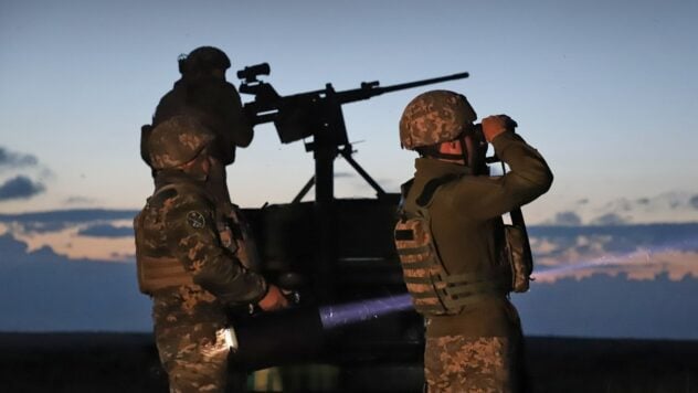 en la noche de Ucrania atacó 165 drones enemigos: 21:00 El 3 de mayo), las tropas rusas lanzaron 165 drones de batería y drones de varios tipos de áreas de las áreas: Bryansk, Kursk, Orl, Millerovo, Primorsko-Akhtarsk y Primorsk, que es parte ocupada de la región de Zaporizhhya. El mando de las fuerzas aéreas de las fuerzas armadas de Ucrania. </p>
<p> <l2> El ataque de los drones en Ucrania el 4 de mayo </h2>
<p> A las 09:00, nuestras fuerzas de defensa derribaron a 69 drones de choque como Shahed y drones de otros tipos en el este, norte, sur y en el centro del país. Otros 80 vehículos enemigos no tripulados — Ubicado perdido, sin consecuencias negativas. </p>
<p> Ahora se ven </p>
<p> debido al ataque enemigo, las regiones Kharkov, Donetsk, Dnepropetrovsk, Cherkasy y Kiev se lesionaron. </p>
<p> Air Air Air Air, unidades de misiles anti -Aircraft y grupos de bomberos móviles de las Fuerzas de Defensa de Ucrania. </p>
</p>
</p>
</p>
</p></p>
<!-- AddThis Advanced Settings above via filter on the_content --><!-- AddThis Advanced Settings below via filter on the_content --><!-- AddThis Advanced Settings generic via filter on the_content --><!-- AddThis Related Posts below via filter on the_content --><div class=