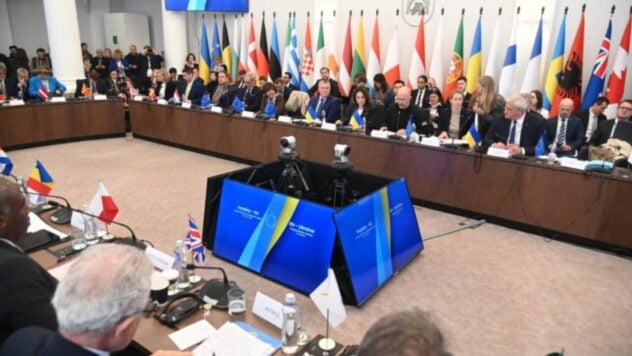 lo que es un tribunal especial para invertir la delincuencia de la agresión contra Ukraine y si puede ser con condemn