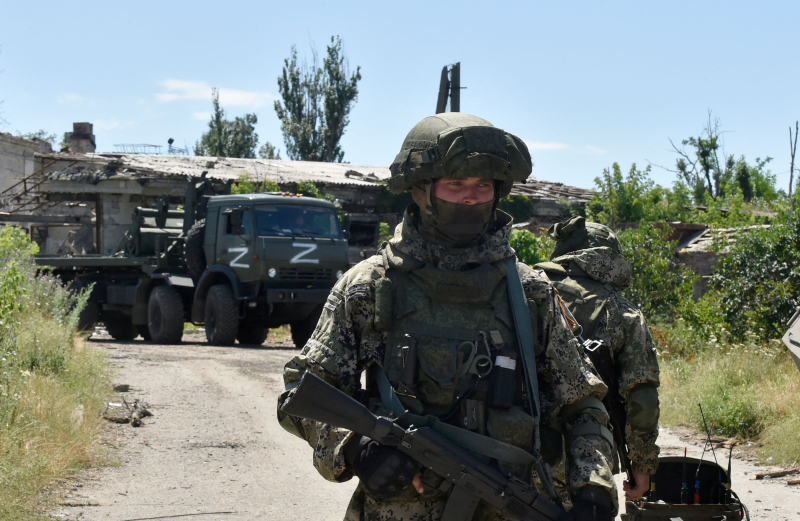 no firas para el desestimación del ejército: Russia devuelve a los prisioneros a la parte delantera sin un ruptura