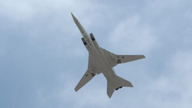 al menos 13 y mdoash aircraft ha sido destruido; el CPD