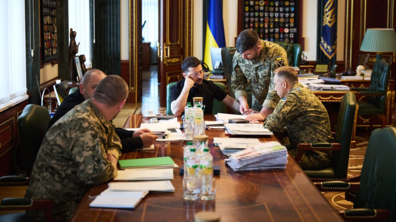 Pokrovsky Summia: Zelensky realizó el ejército gusanos. Foto: Volodymyr Zelensky 
<p> <img class =