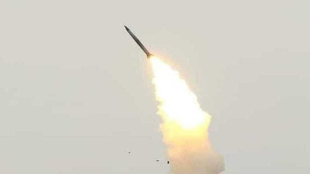 La Federación Rusa atacó con balística la unidad de entrenamiento de las Fuerzas Terrestres de Ucrania