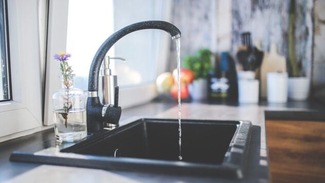 En Lviv, decenas de miles de personas han estado sin agua durante tres días: qué pasó