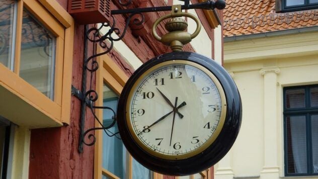 ¿Cuándo cambiarán los relojes de Ucrania al horario de invierno en 2025