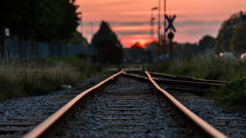 Un ferrocarril utilizado para logística militar fue volado en la Federación Rusa