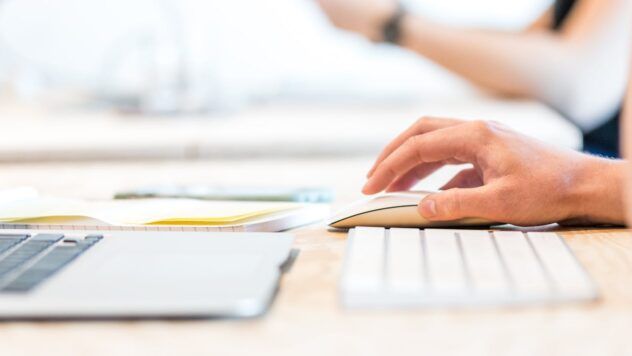 En las escuelas de Kiev, el 82% de los estudiantes y el 40% de los profesores no hablan ucraniano durante los descansos y el estudio