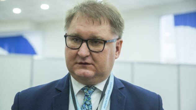 Las restricciones durante la ley marcial no exceden lo necesario: Kachka en el informe de la Comisión Europea